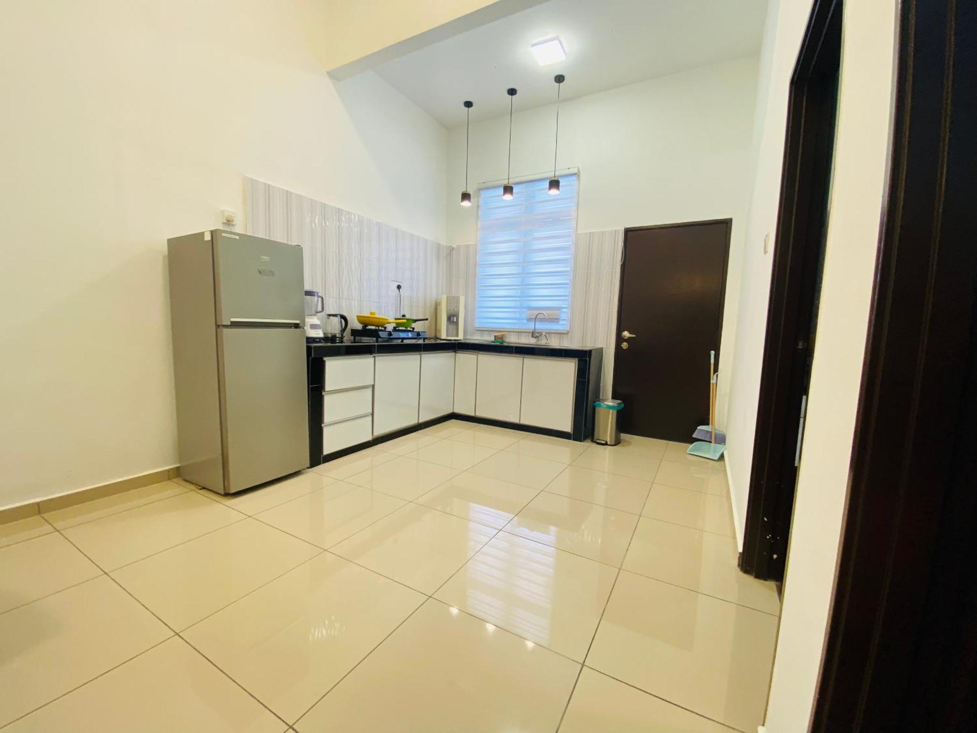 Alyn Holiday home Muar