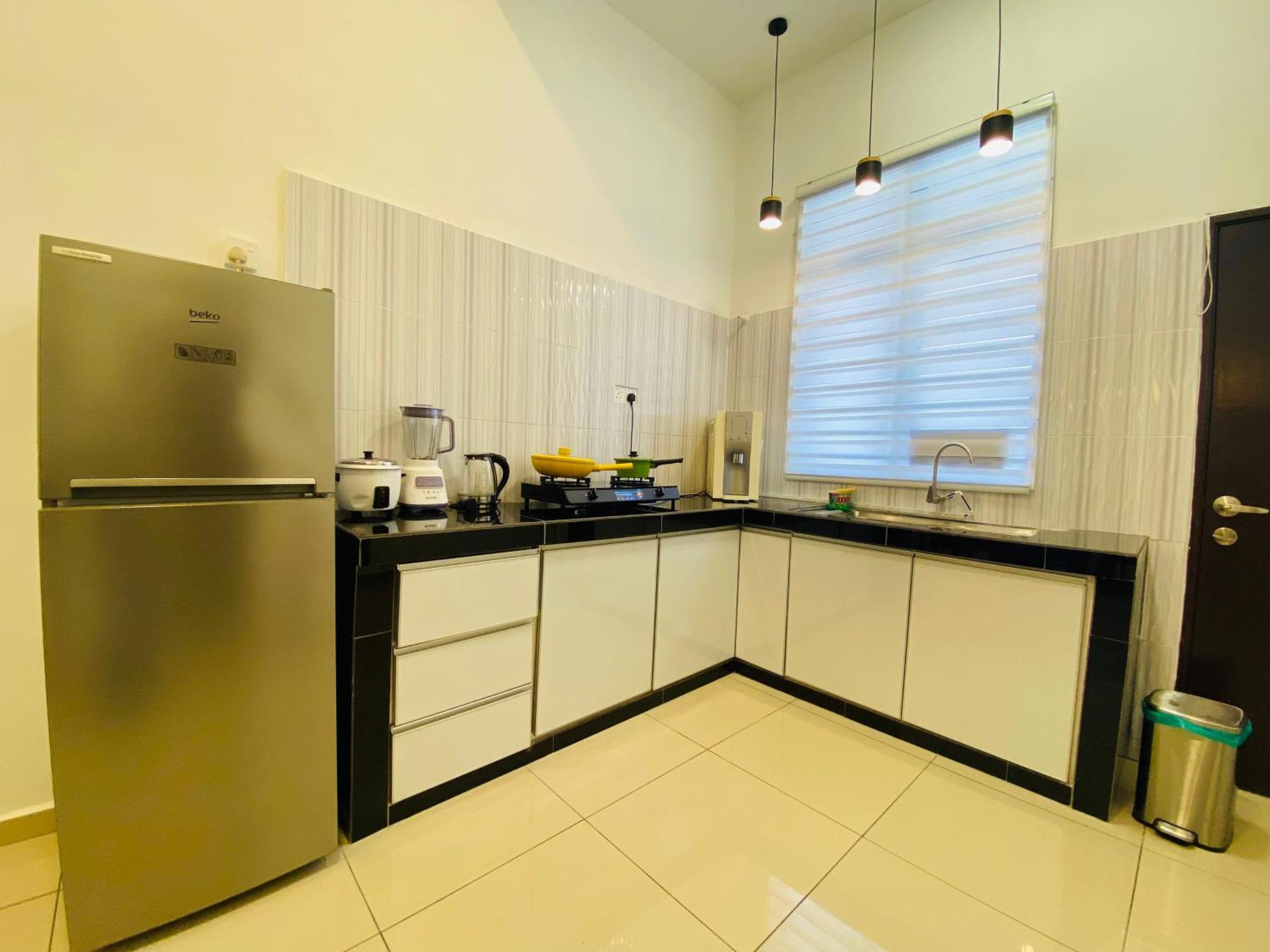 Alyn Holiday home Muar